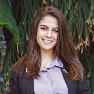 Meet your Posher, Smaranda